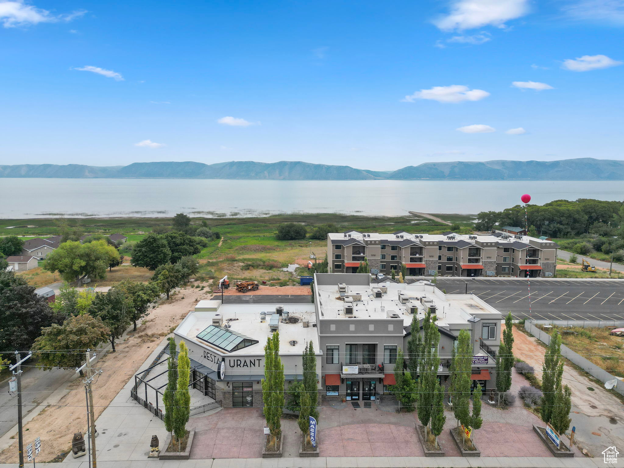 WATERS EDGE - Commercial Sale