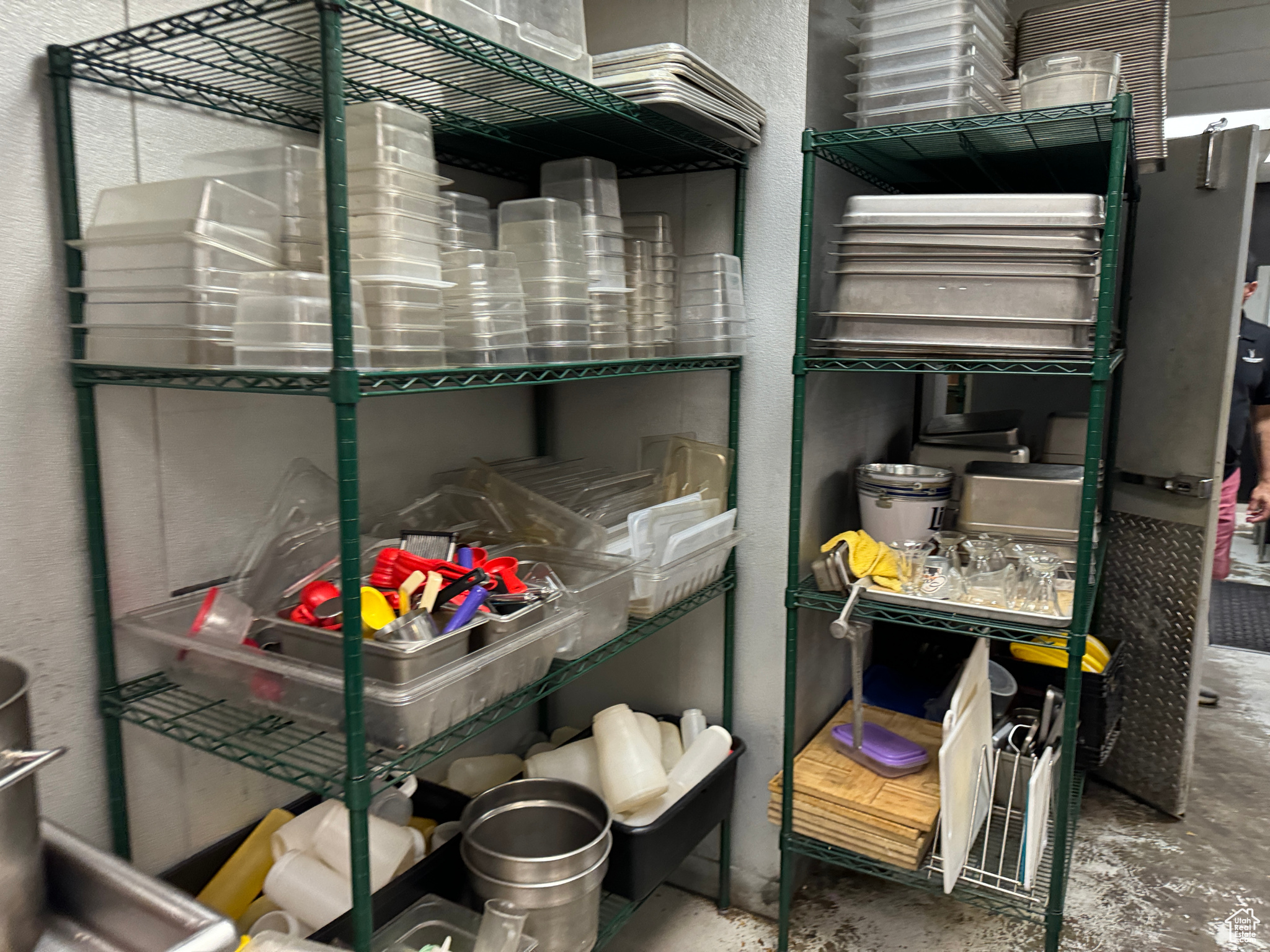 WATERS EDGE - Commercial Sale