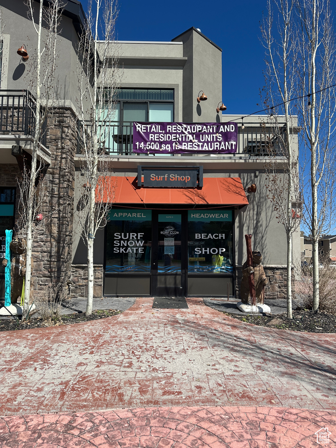 WATERS EDGE - Commercial Sale