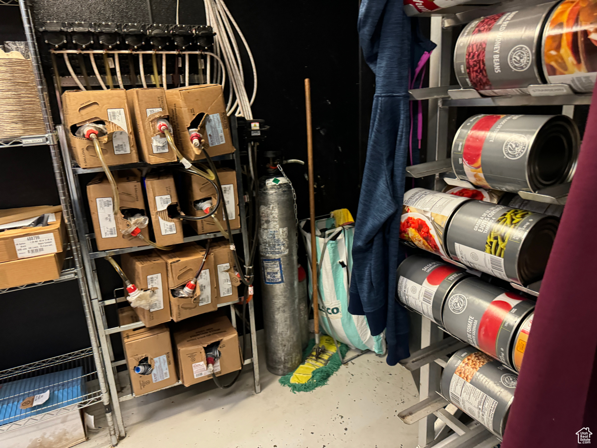 WATERS EDGE - Commercial Sale