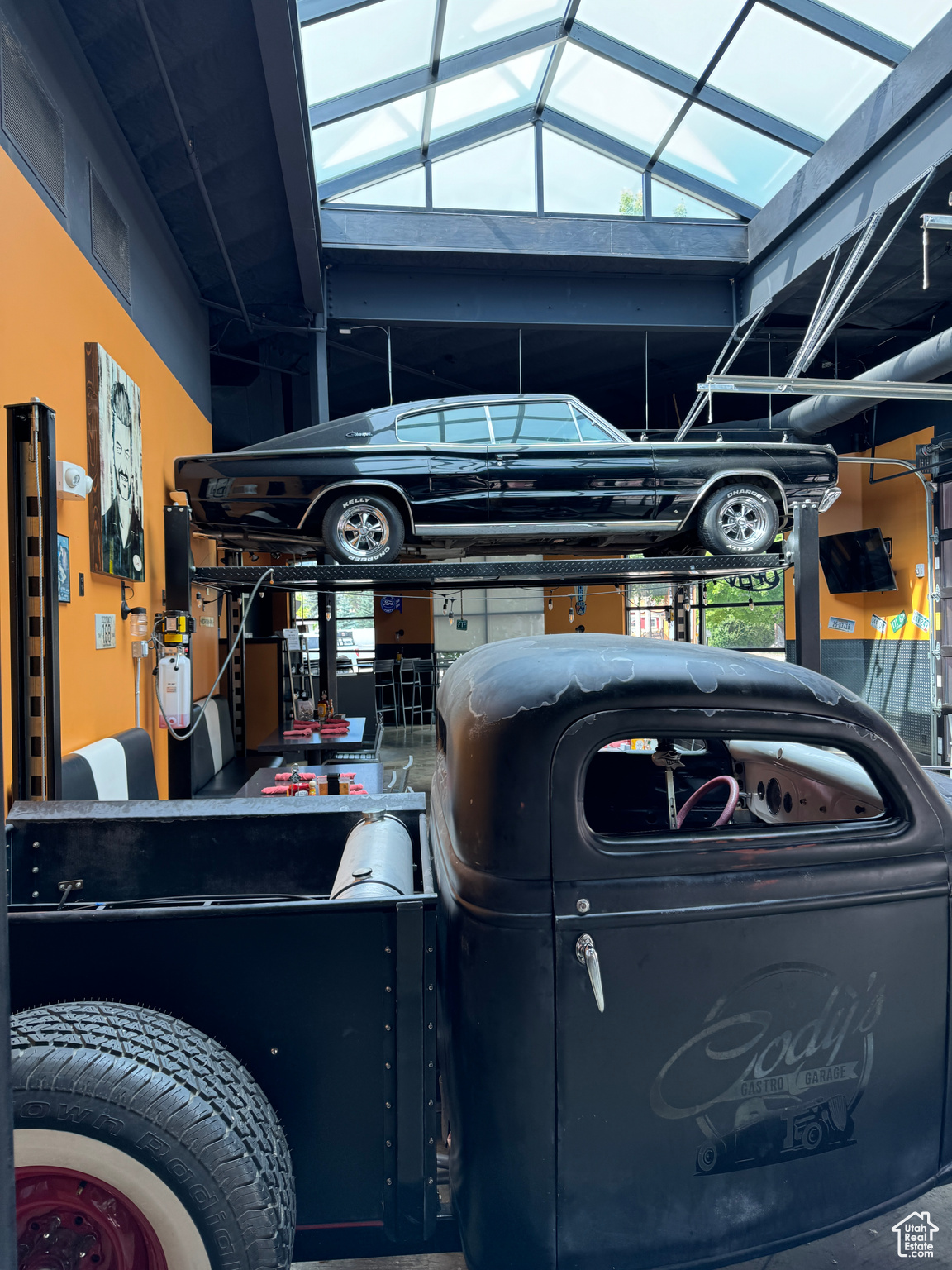 WATERS EDGE - Commercial Sale