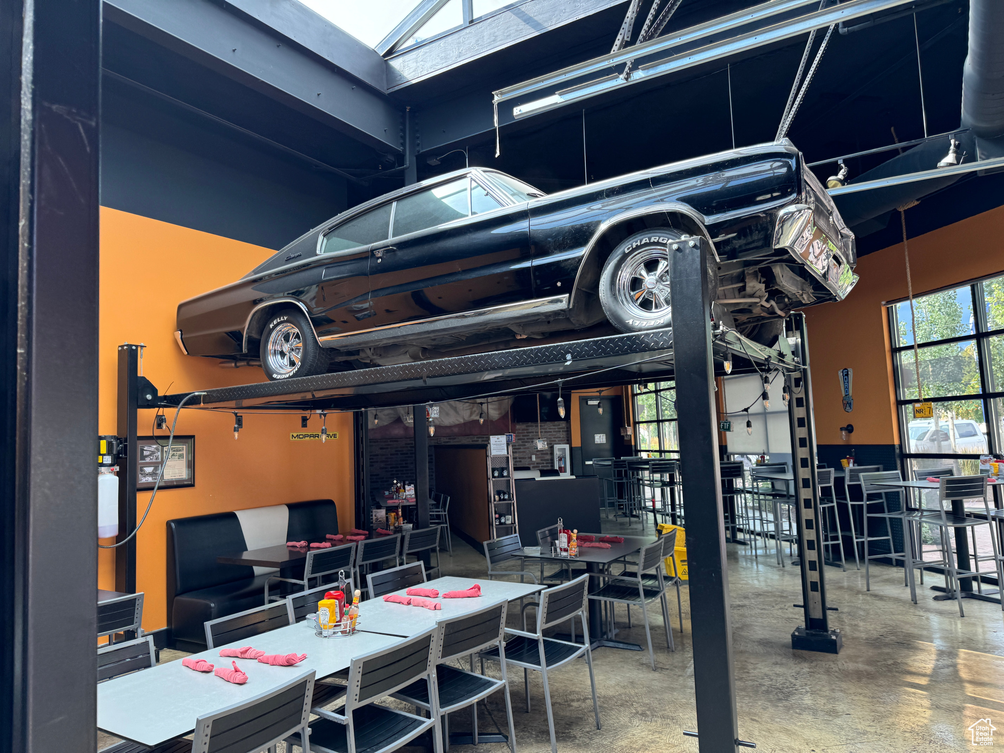 WATERS EDGE - Commercial Sale