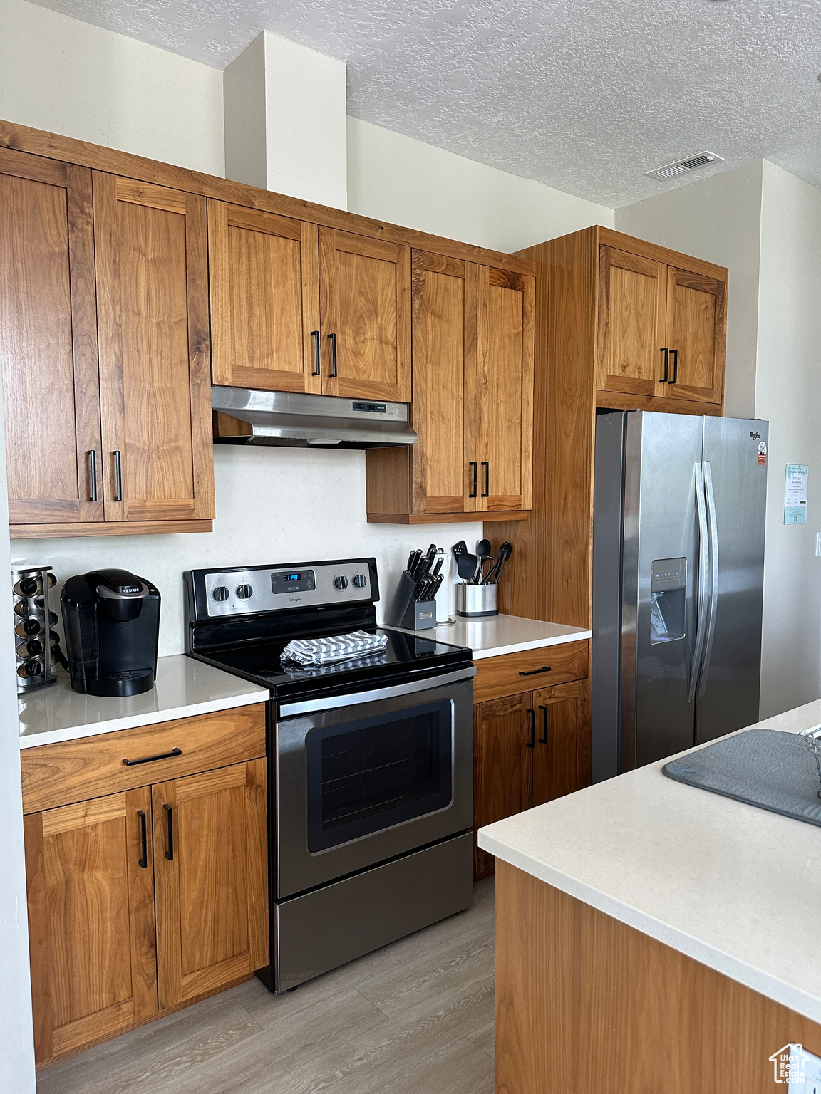 WATERS EDGE - Commercial Sale