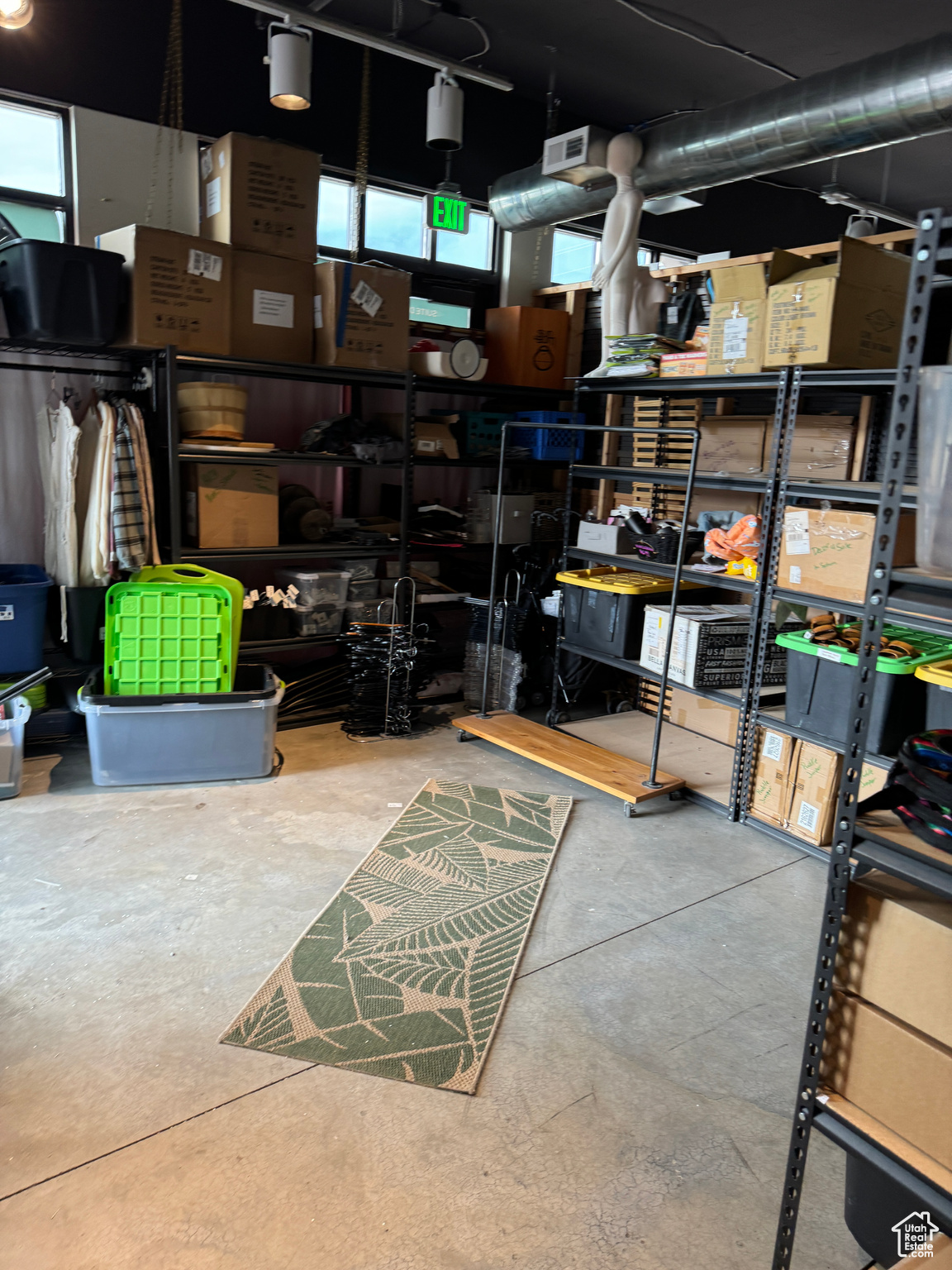 WATERS EDGE - Commercial Sale