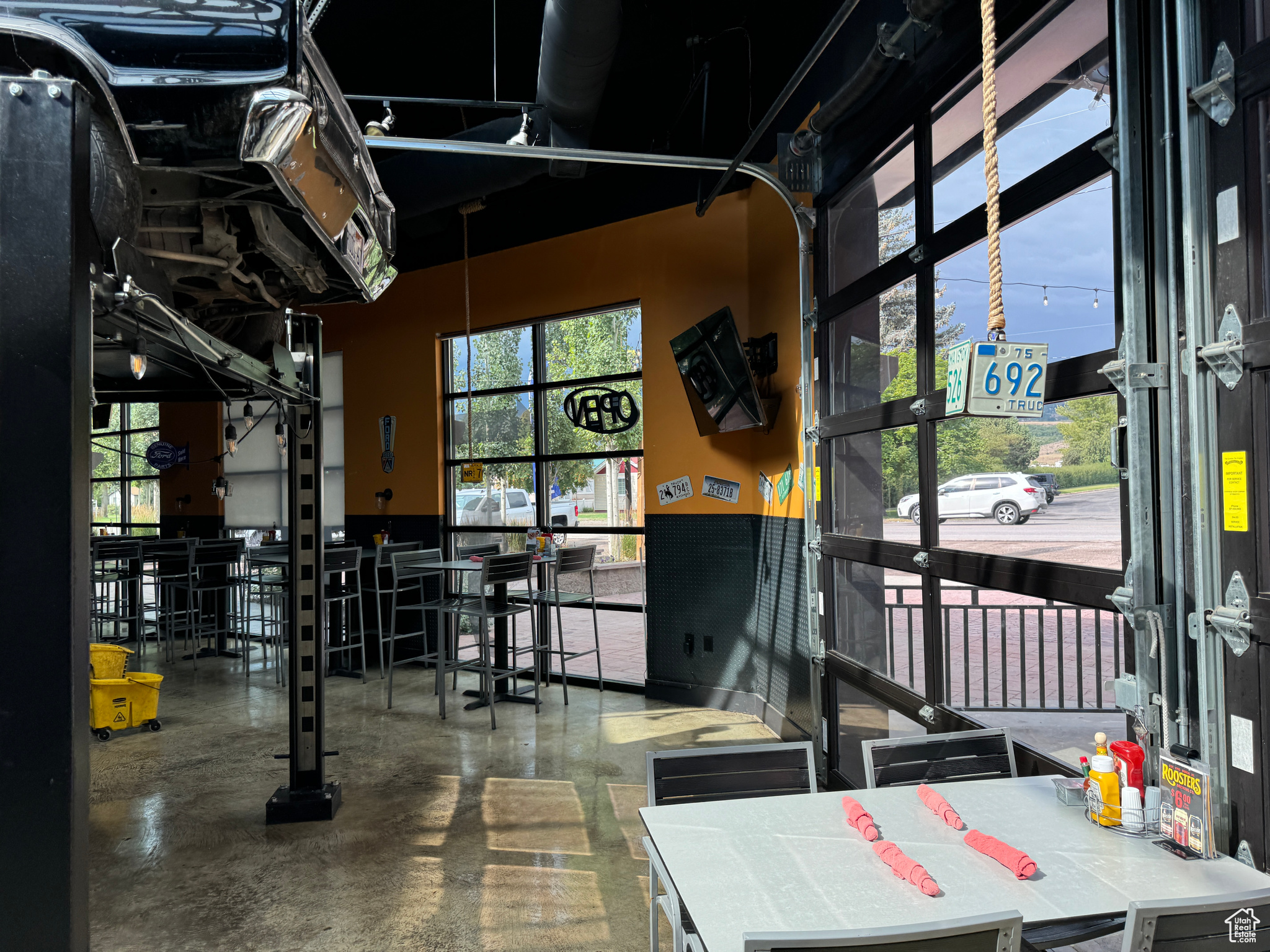 WATERS EDGE - Commercial Sale