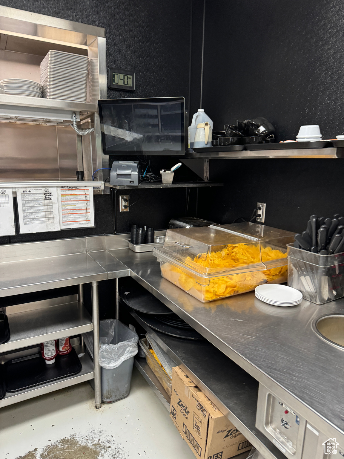 WATERS EDGE - Commercial Sale