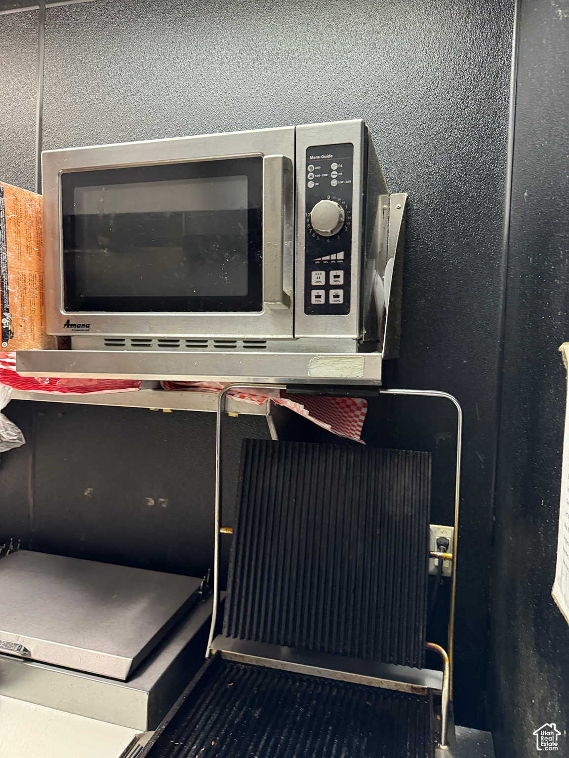 WATERS EDGE - Commercial Sale