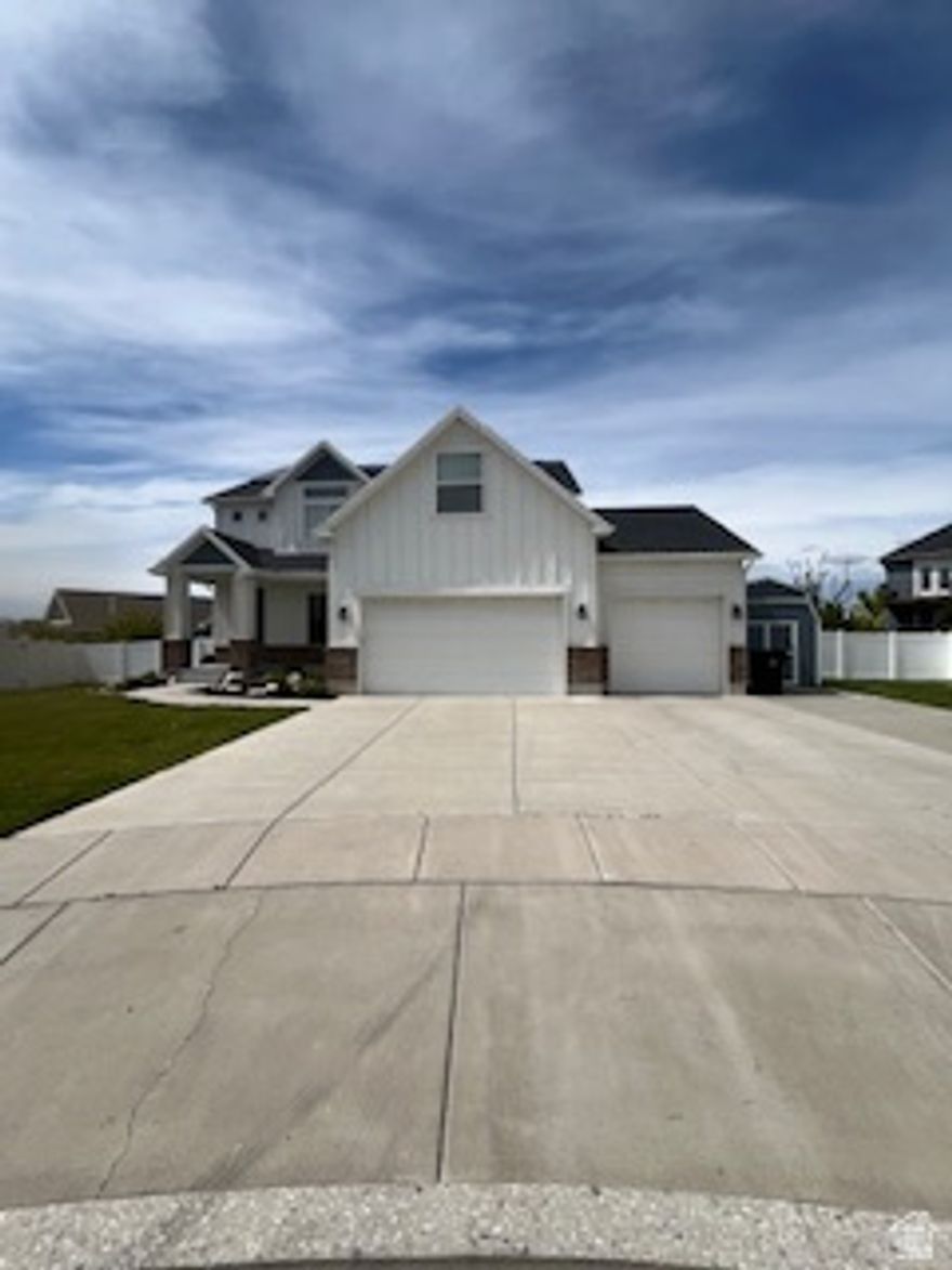 Fantastic   2 Story home in a great neighborhood. This homes has plenty of space with the modern looks and upgrades and a fantastic lay out. This home also has solar panels that are owned free and clear and will help reduce the electricity cost. This home  has a fully fenced back yard rv parking, and is at the end of cul-de-sac in a prime location close to shopping parks and schools in a quiet neighborhood. Buyer to verify all information