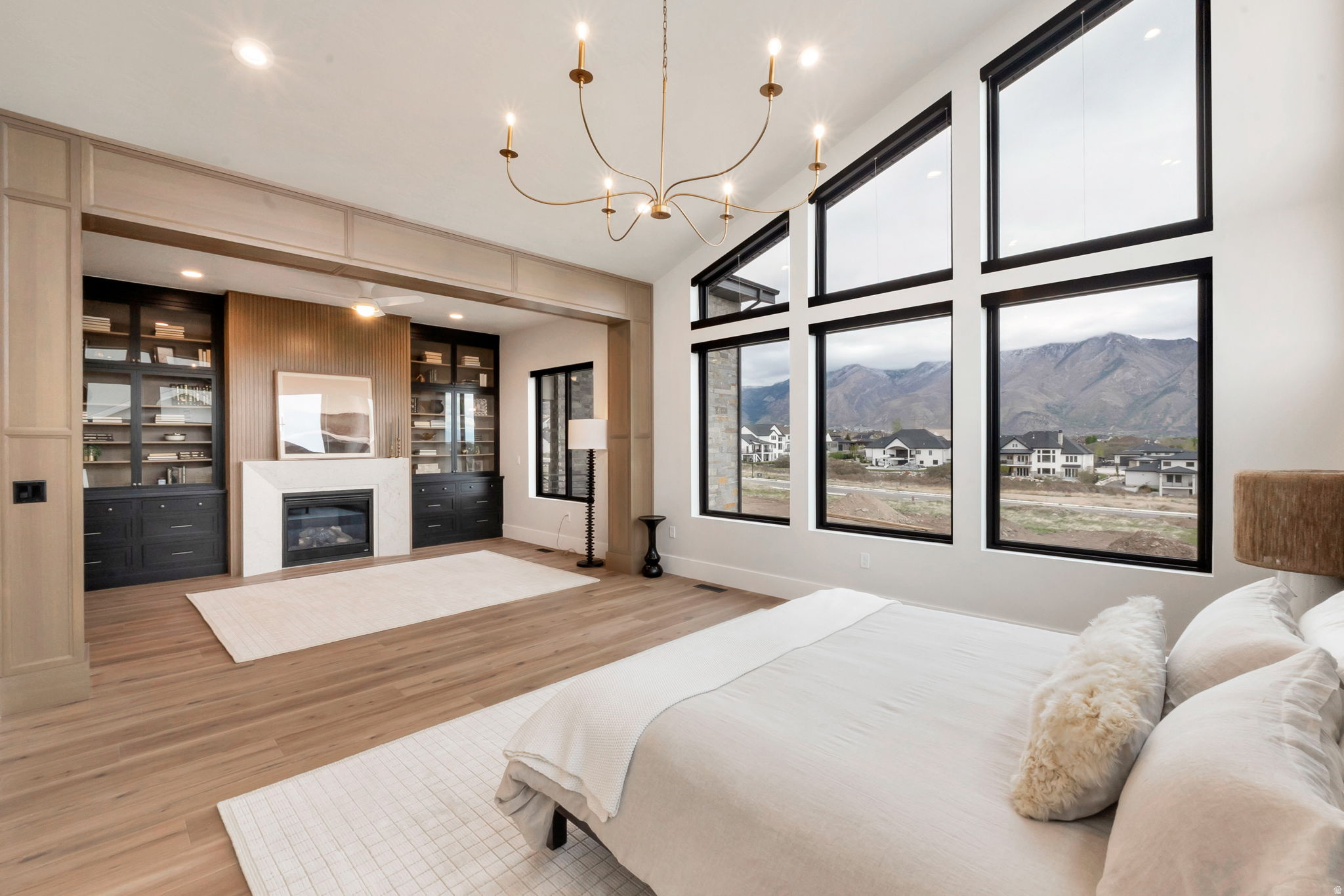 HIGHLAND OAKS - Residential