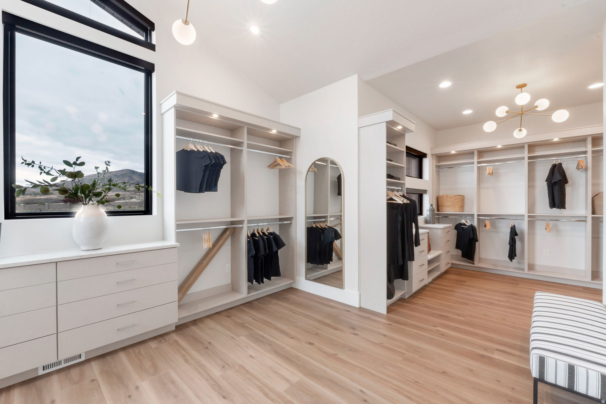 HIGHLAND OAKS - Residential