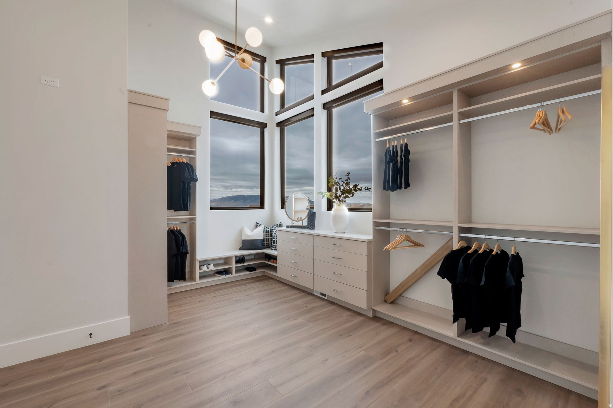 HIGHLAND OAKS - Residential