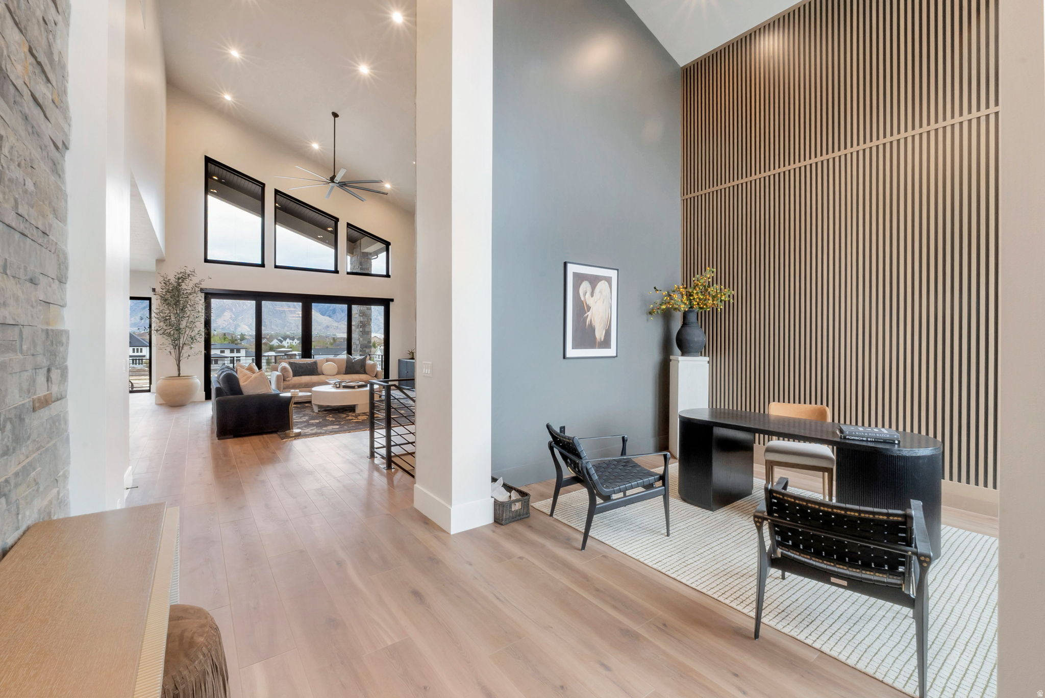 HIGHLAND OAKS - Residential