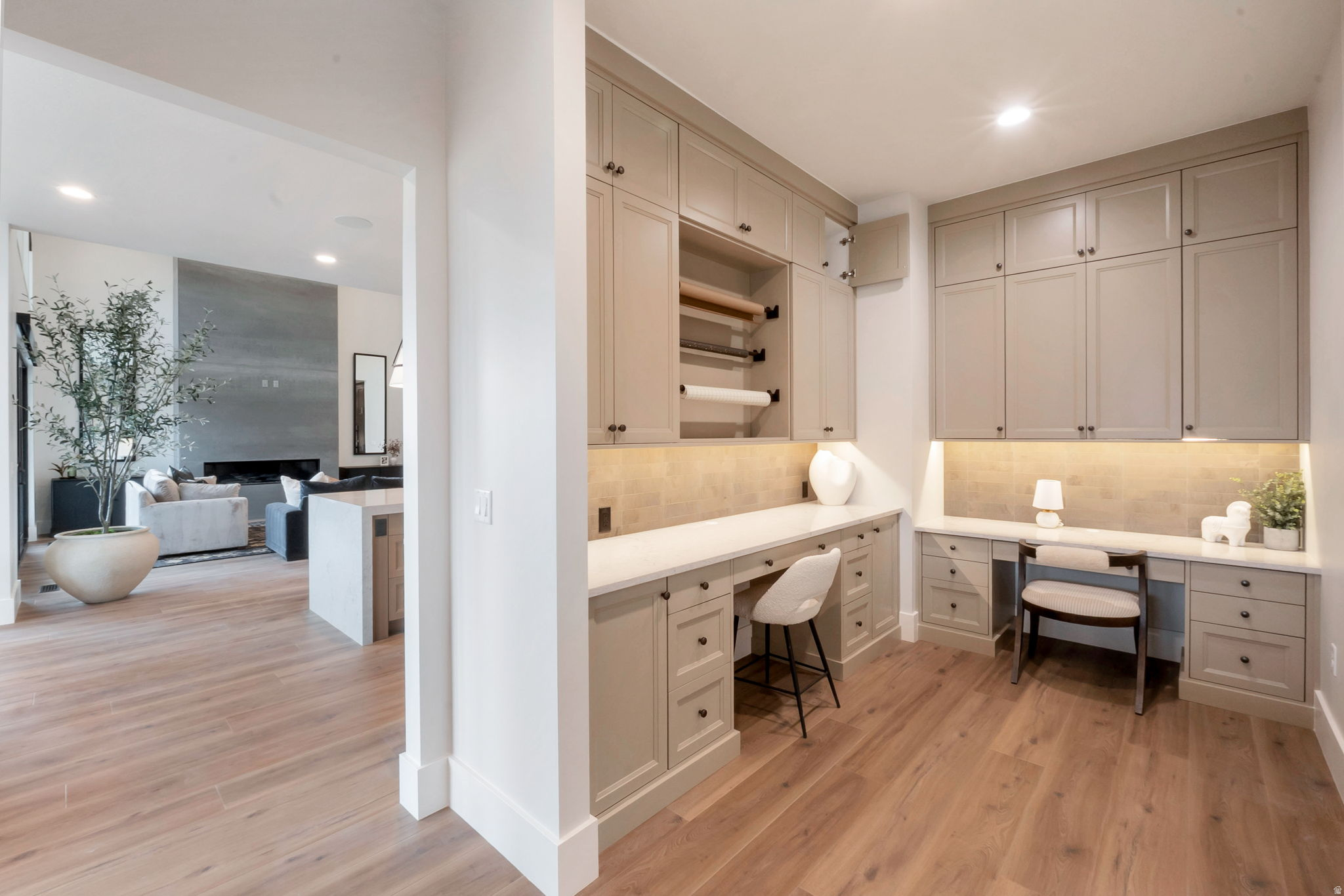 HIGHLAND OAKS - Residential