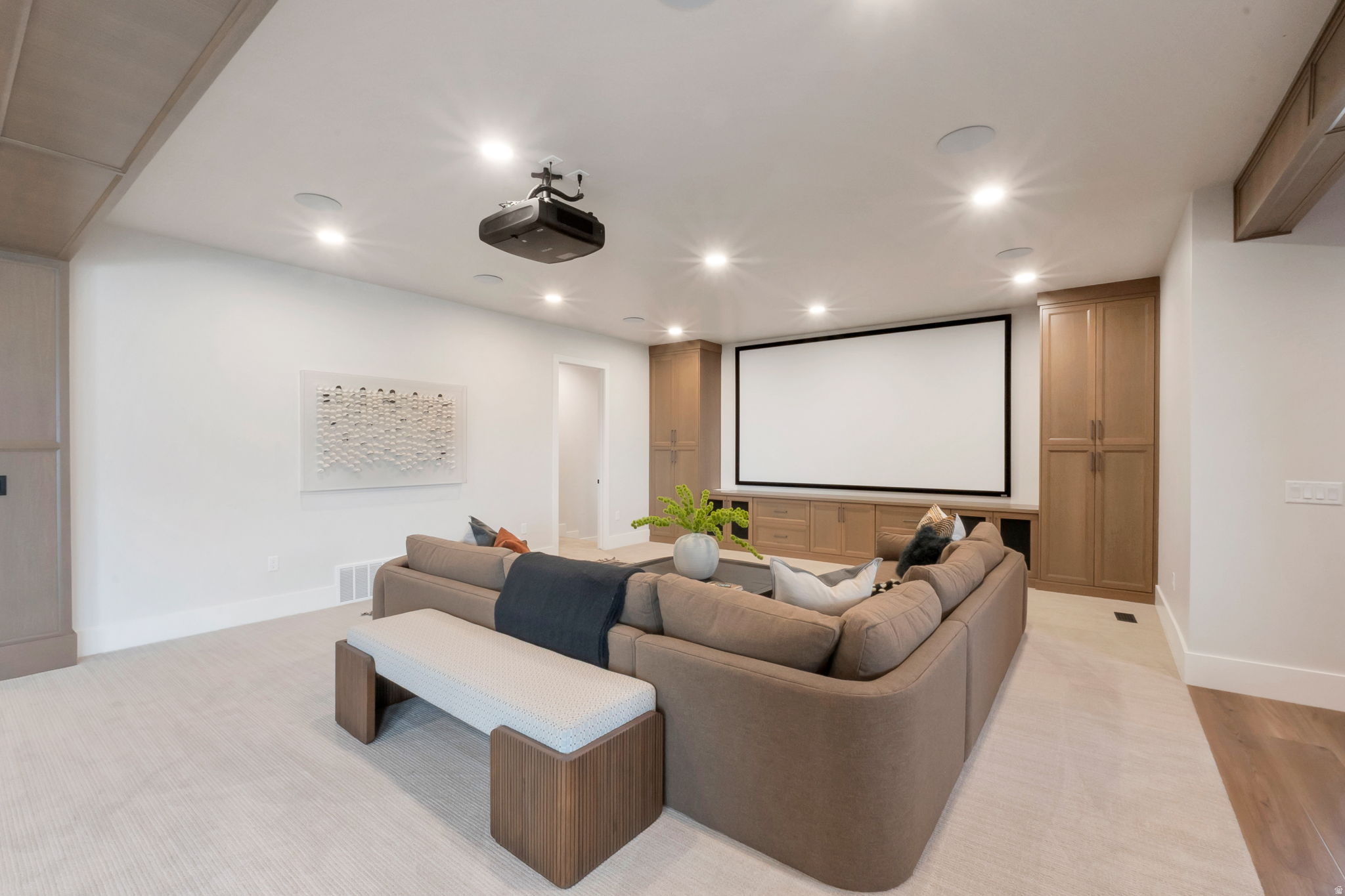 HIGHLAND OAKS - Residential