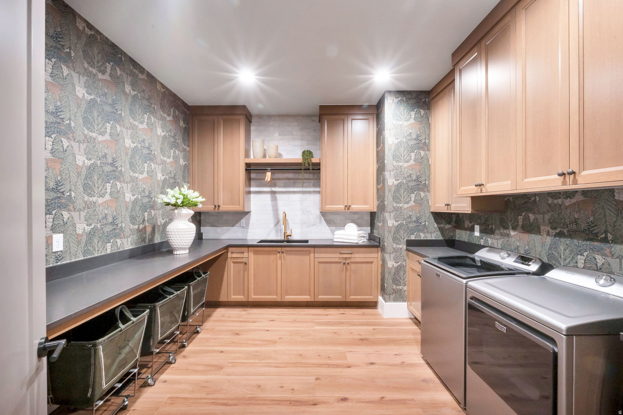 HIGHLAND OAKS - Residential