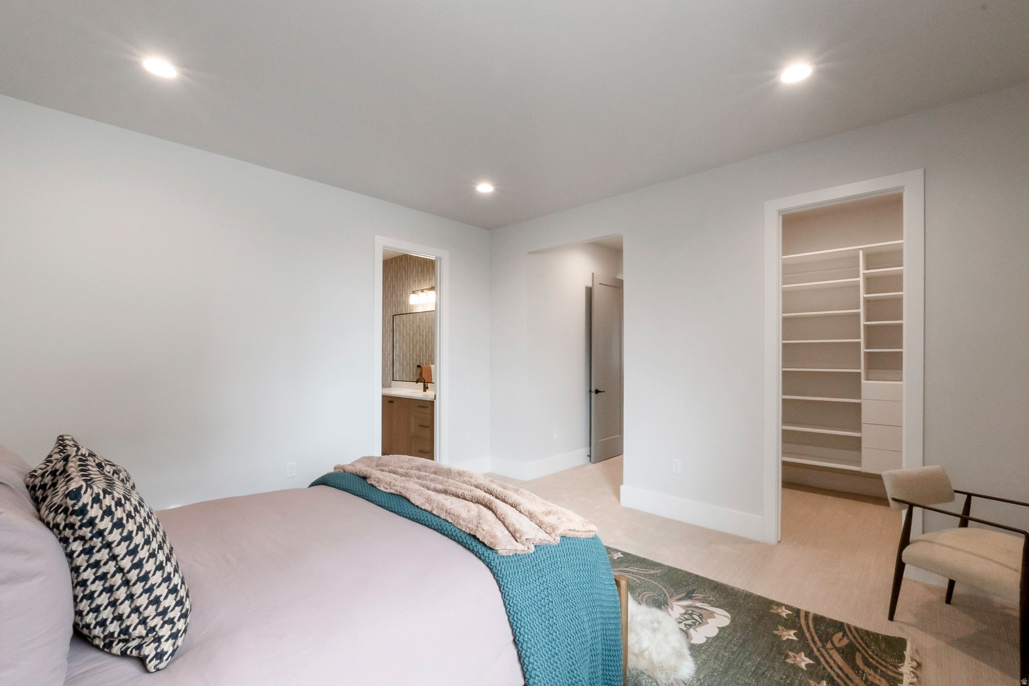 HIGHLAND OAKS - Residential