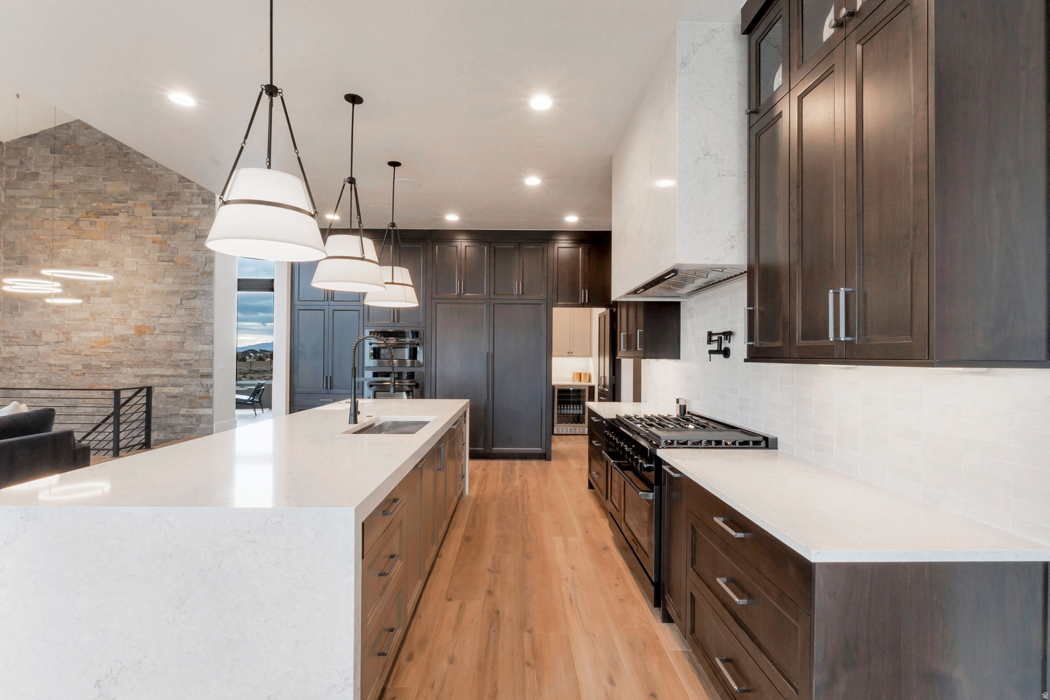 HIGHLAND OAKS - Residential