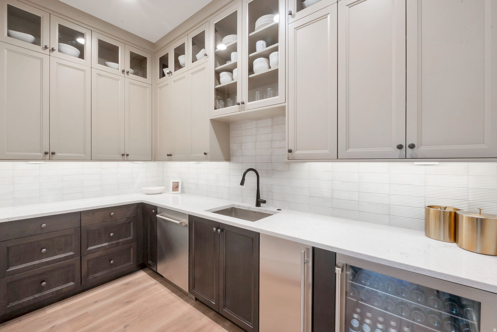 HIGHLAND OAKS - Residential
