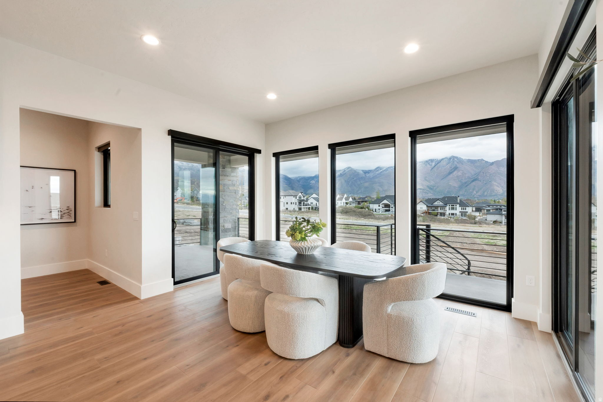 HIGHLAND OAKS - Residential