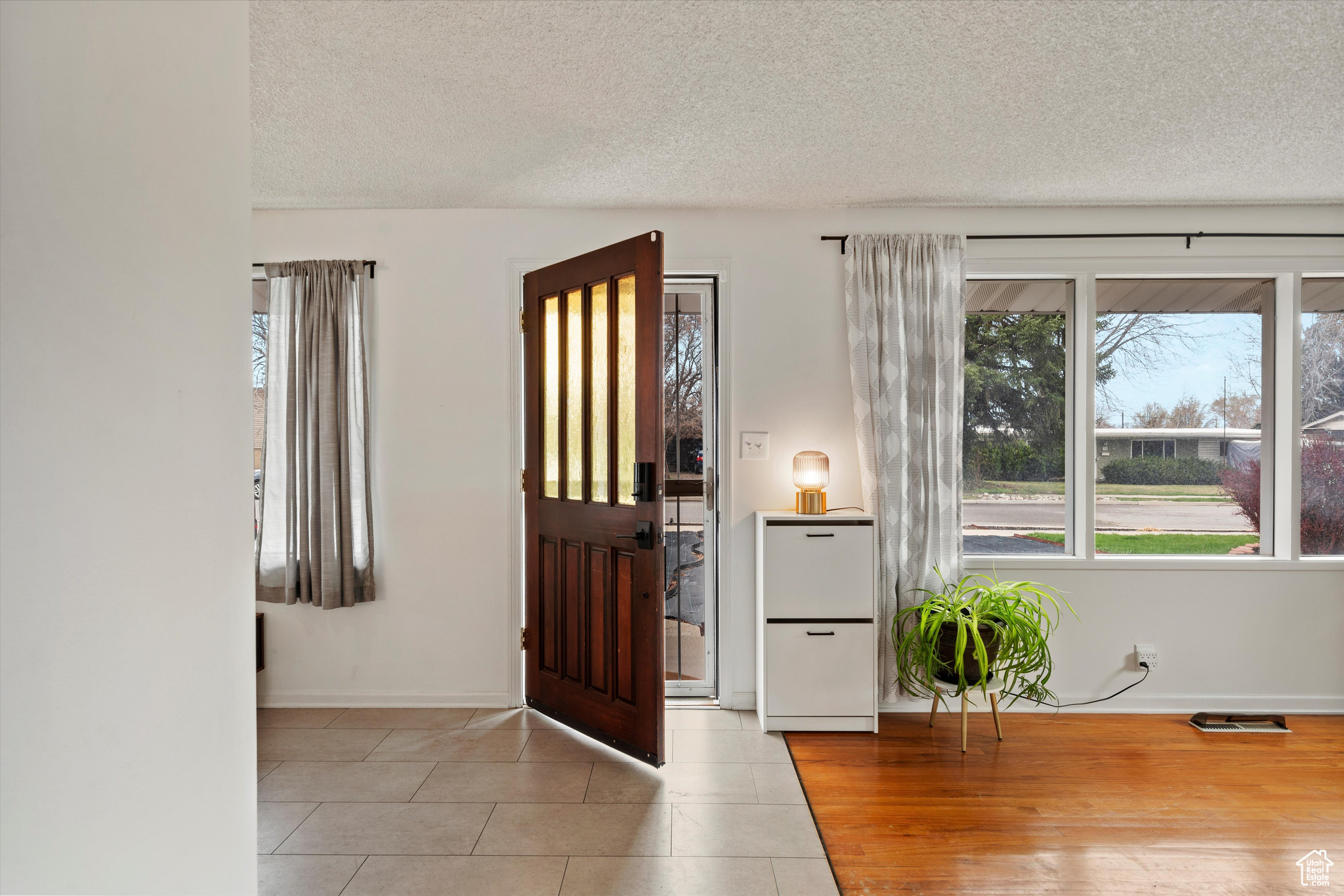 318 W La Salle Dr, Midvale, Utah image 3