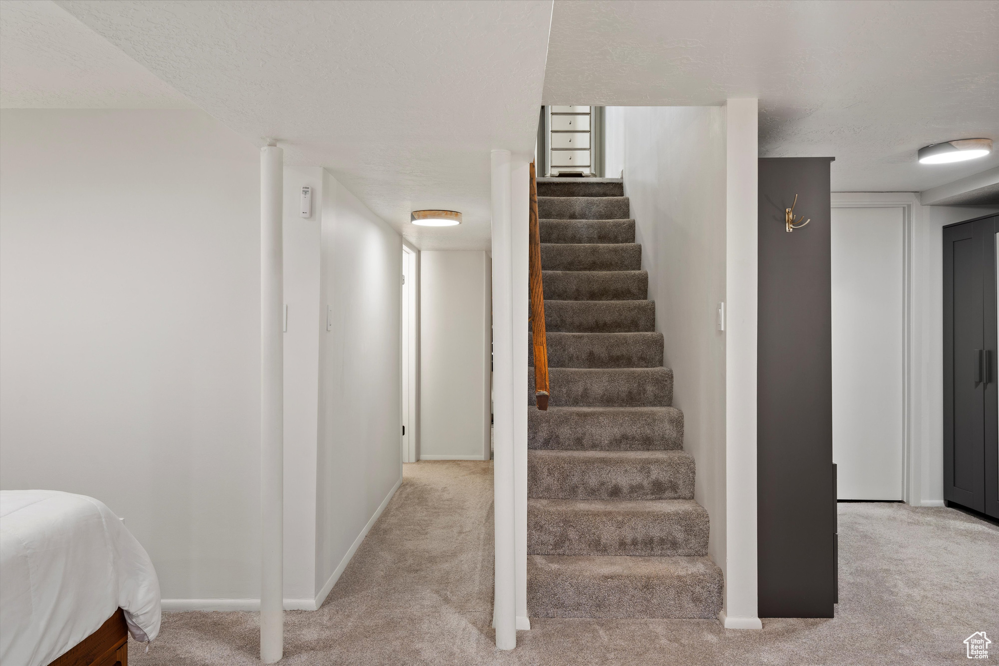318 W La Salle Dr, Midvale, Utah image 27