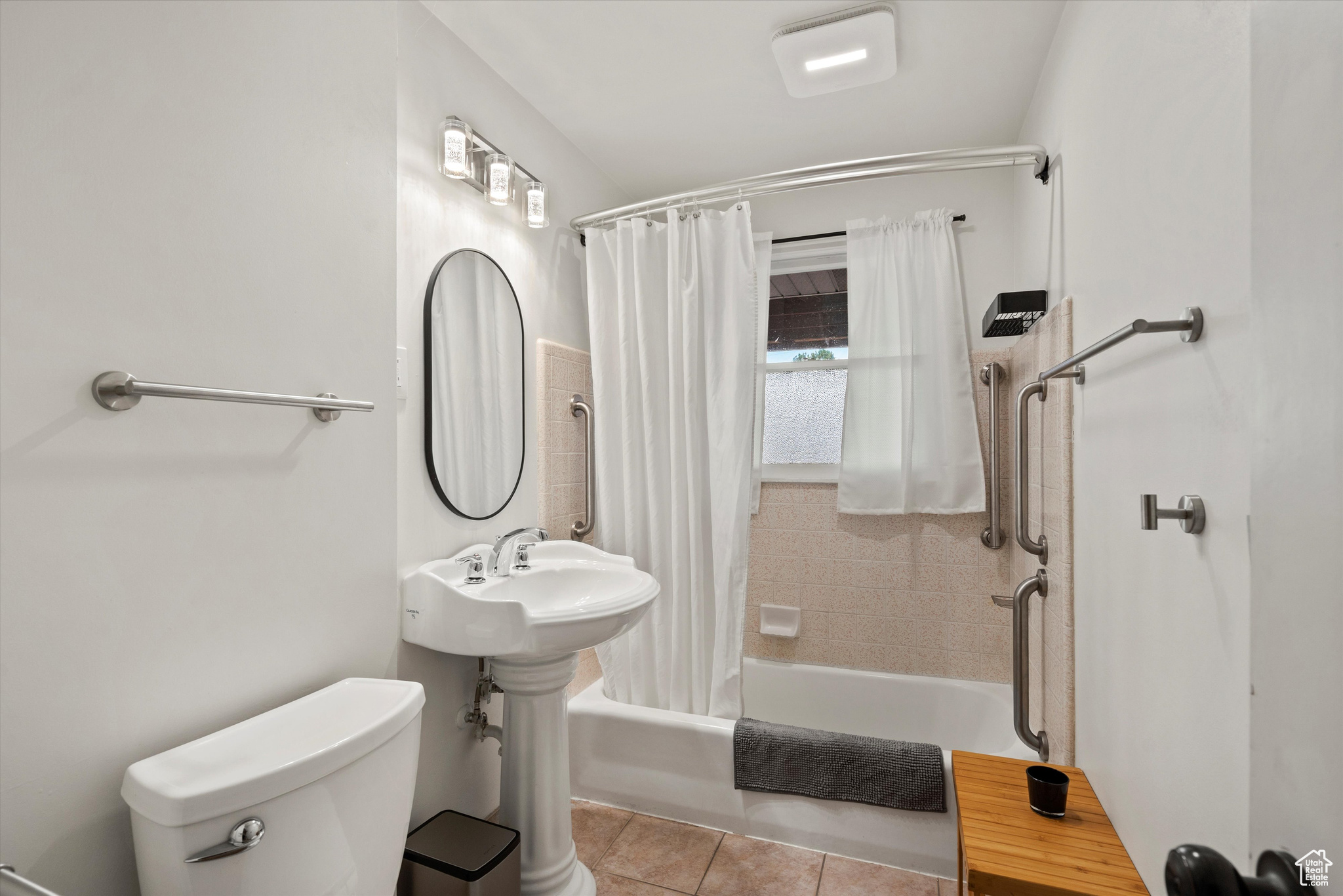 318 W La Salle Dr, Midvale, Utah image 32