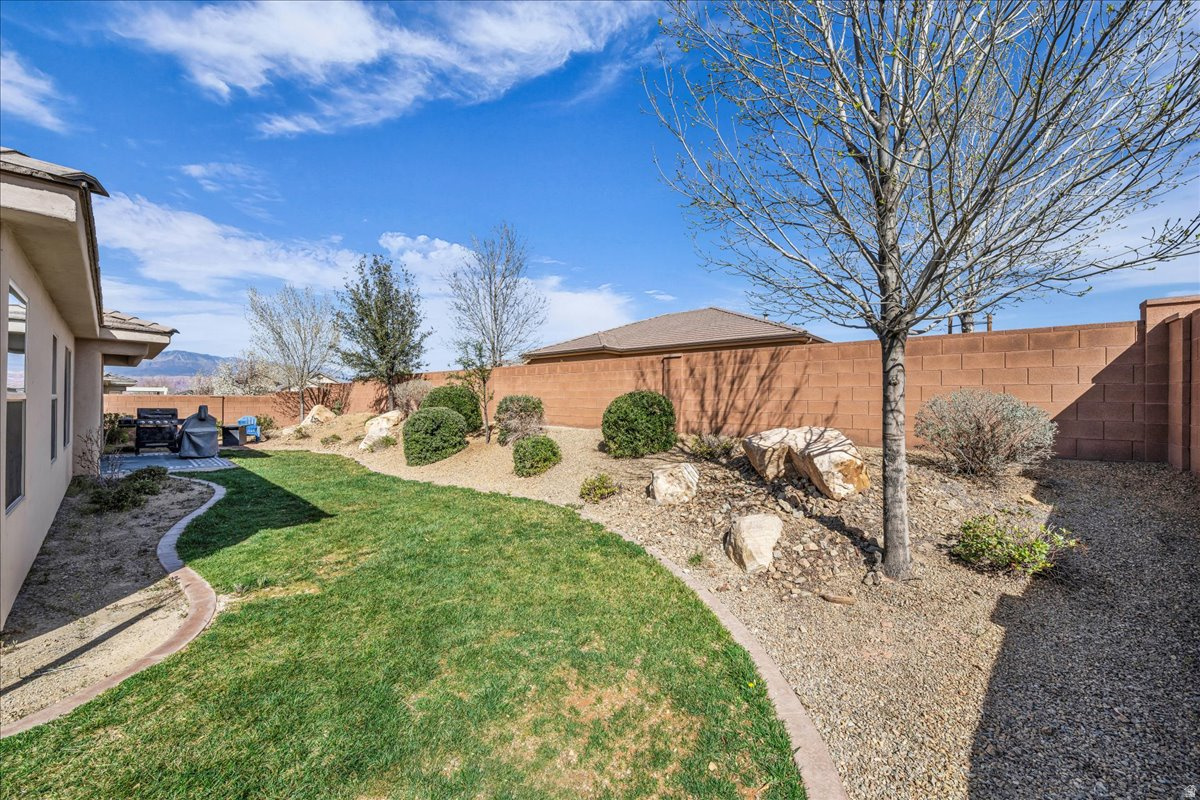 ELMWOOD ESTATES PH 1 - Residential