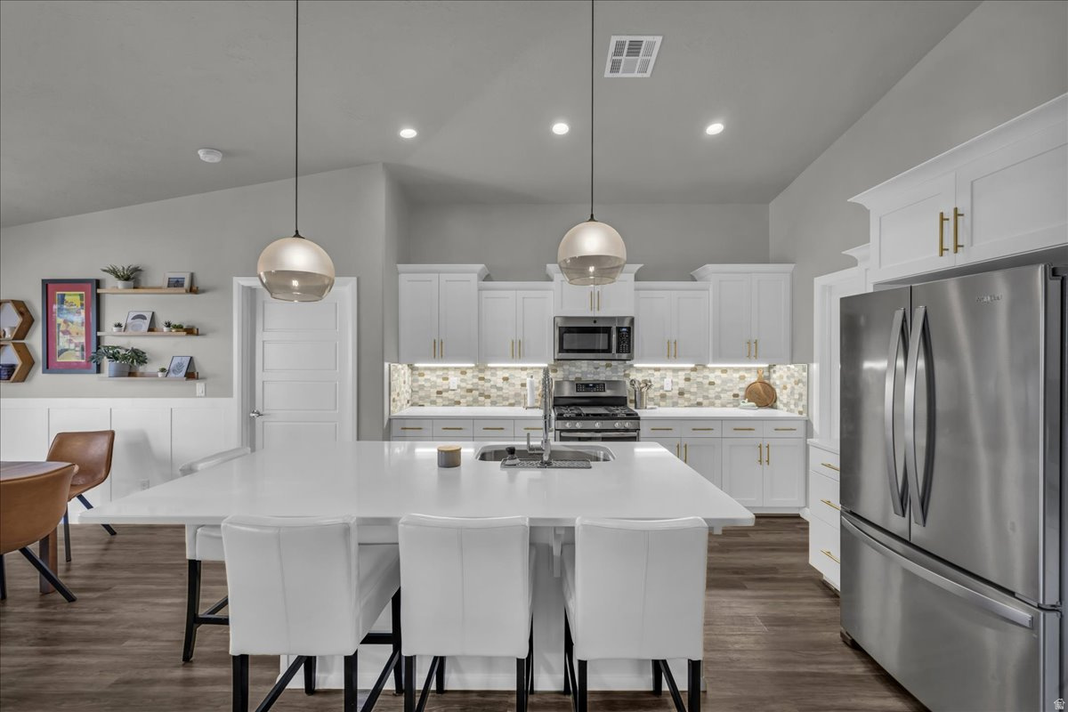 ELMWOOD ESTATES PH 1 - Residential