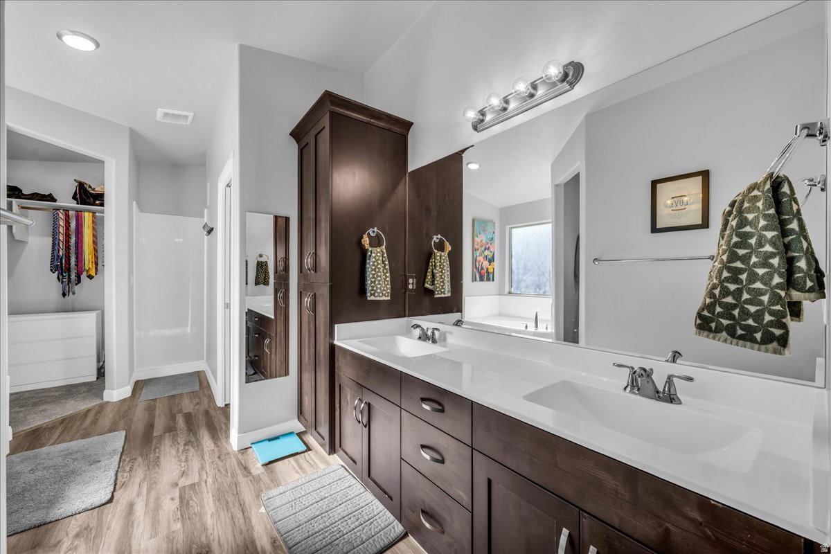 ELMWOOD ESTATES PH 1 - Residential