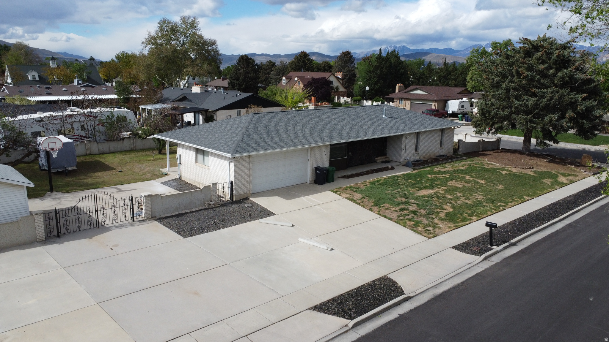 SILVER SAGE - Residential