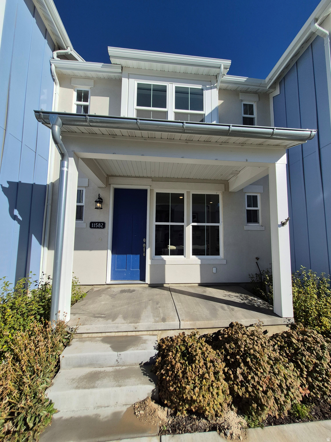 DAYBREAK - Residential