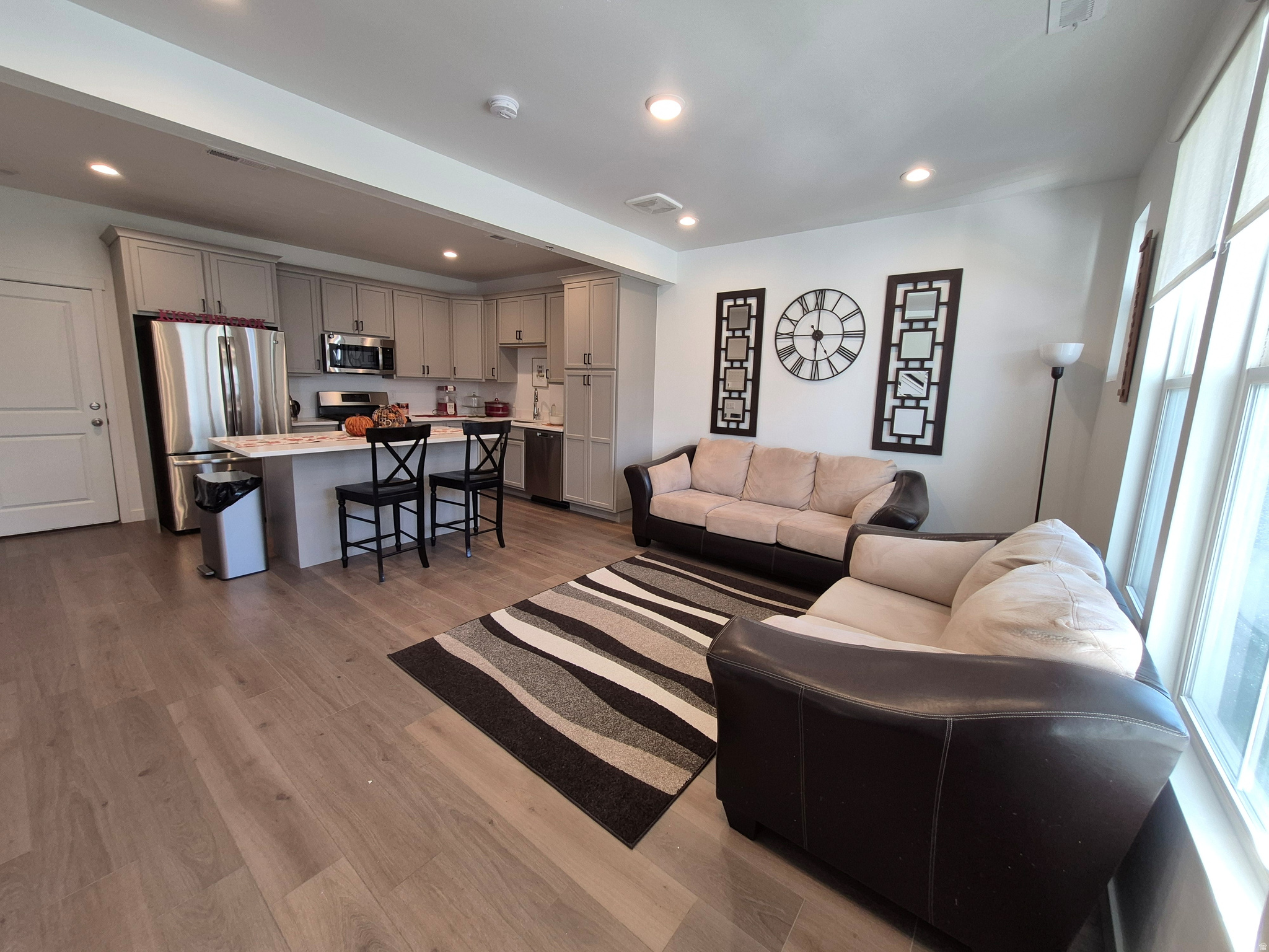 DAYBREAK - Residential