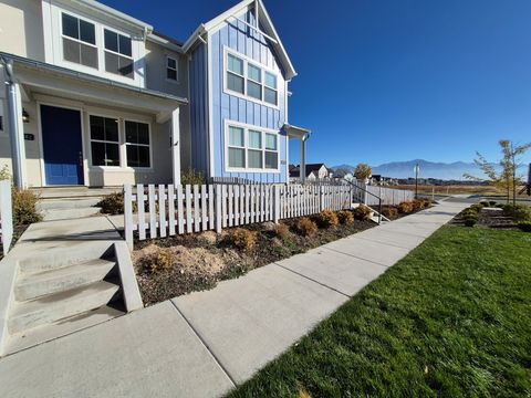 11582 S WATERCOURSE RD W 134 South Jordan UT 84009