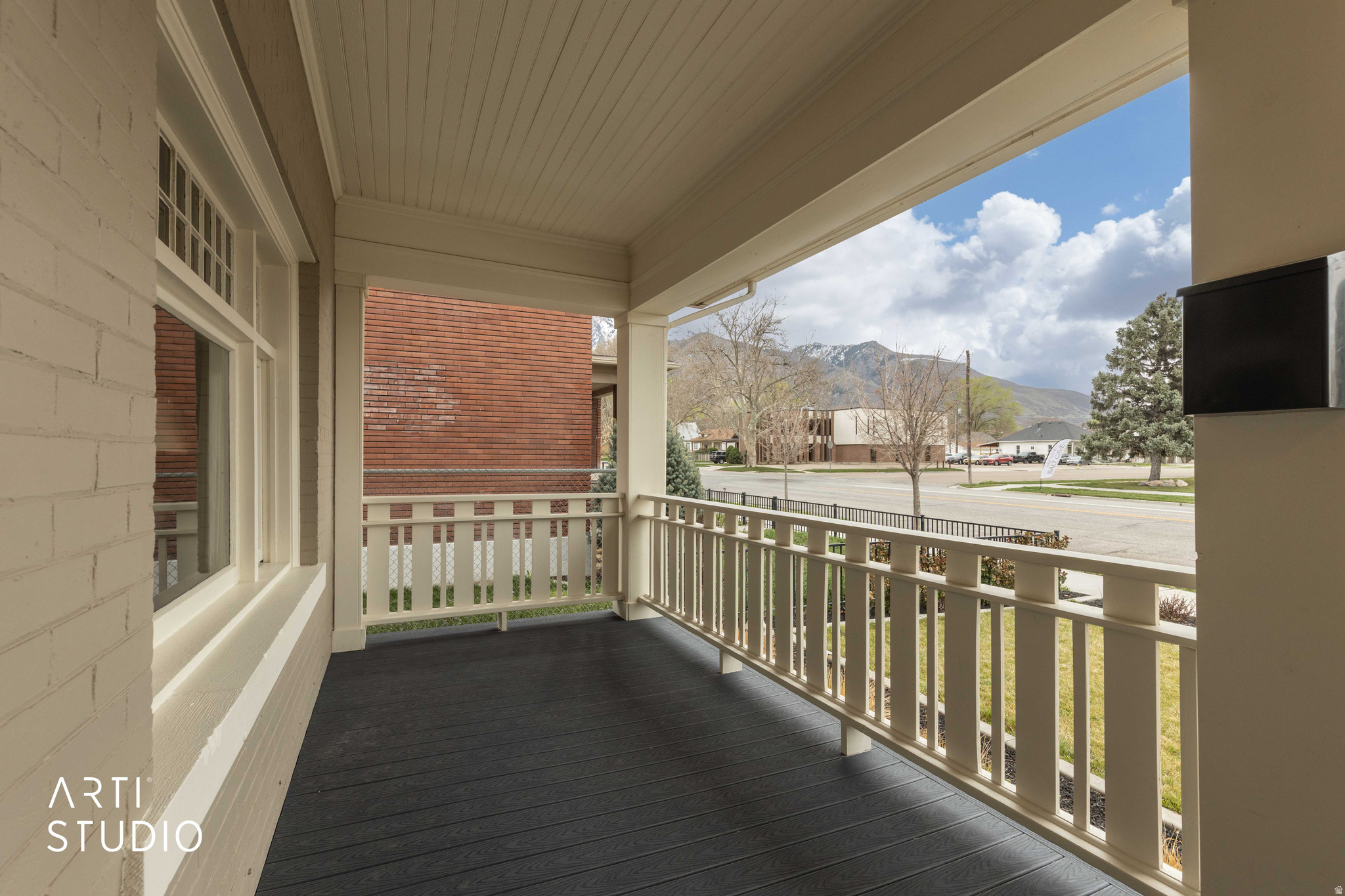 EAST CENTRAL - Residential