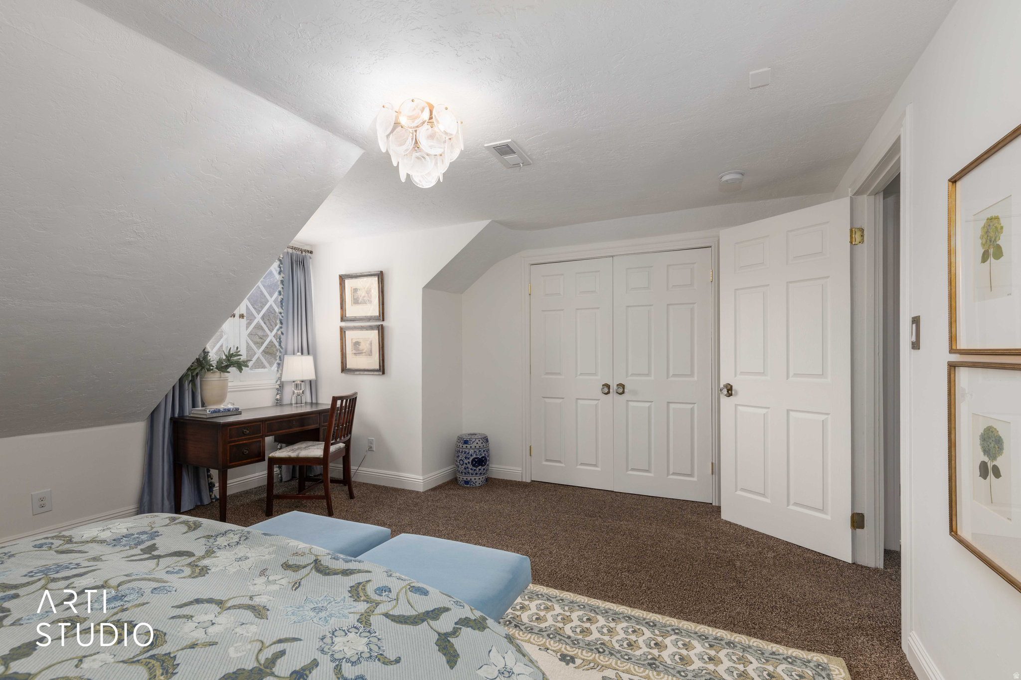 EAST CENTRAL - Residential