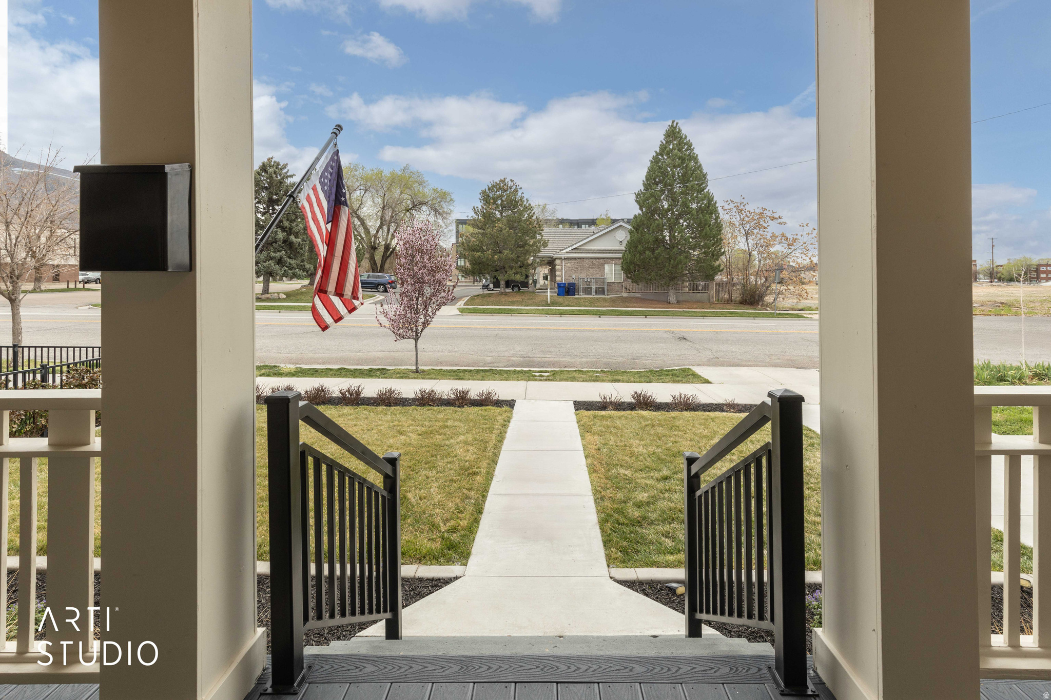 EAST CENTRAL - Residential