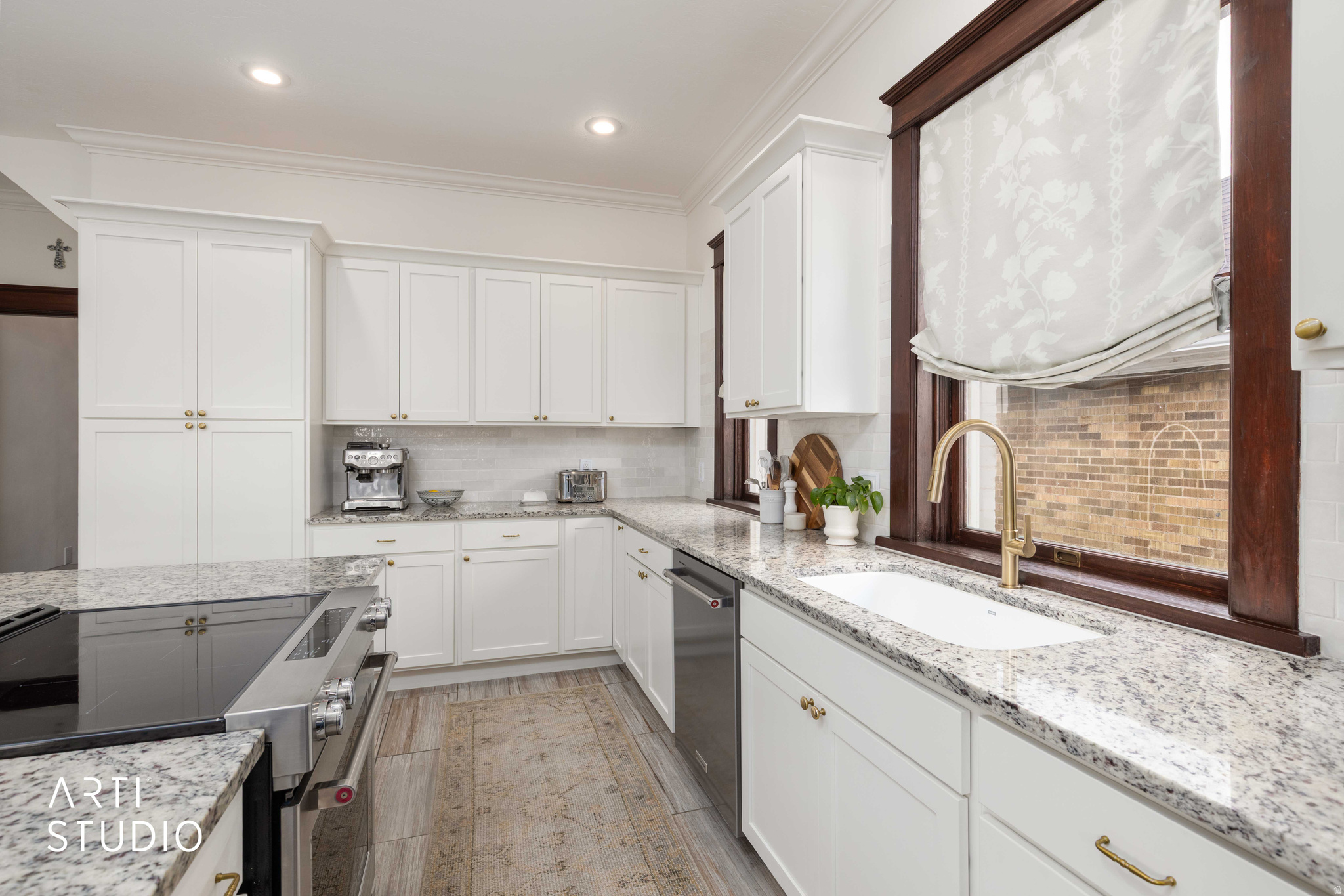 EAST CENTRAL - Residential