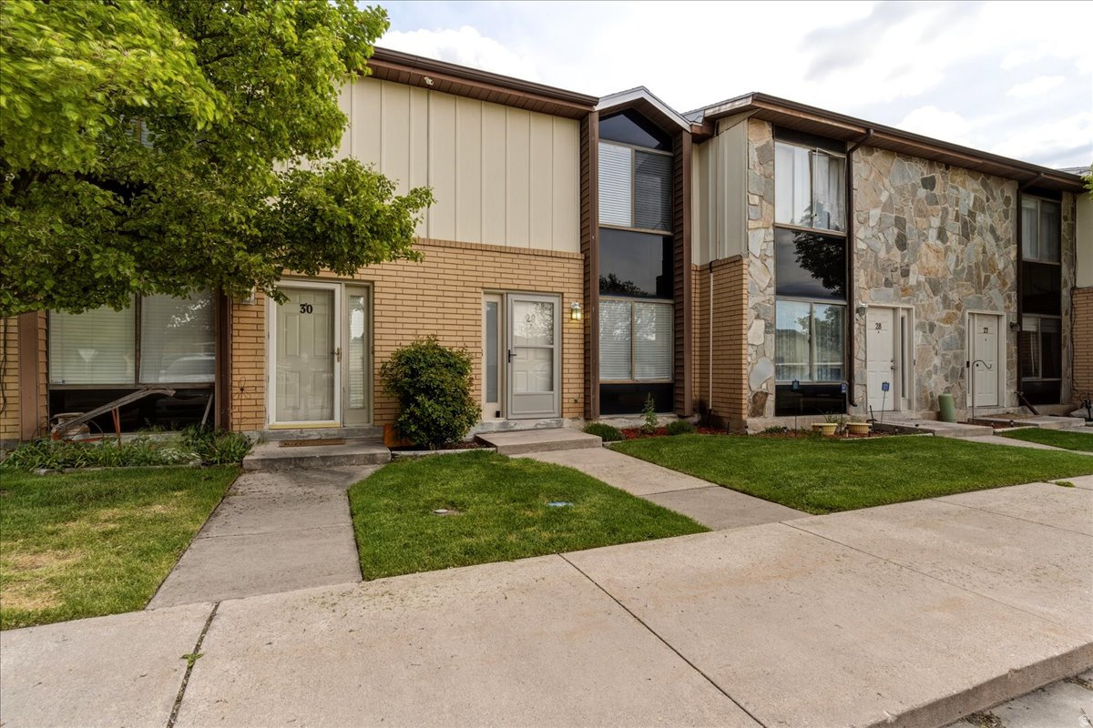 PEARWOOD - Residential