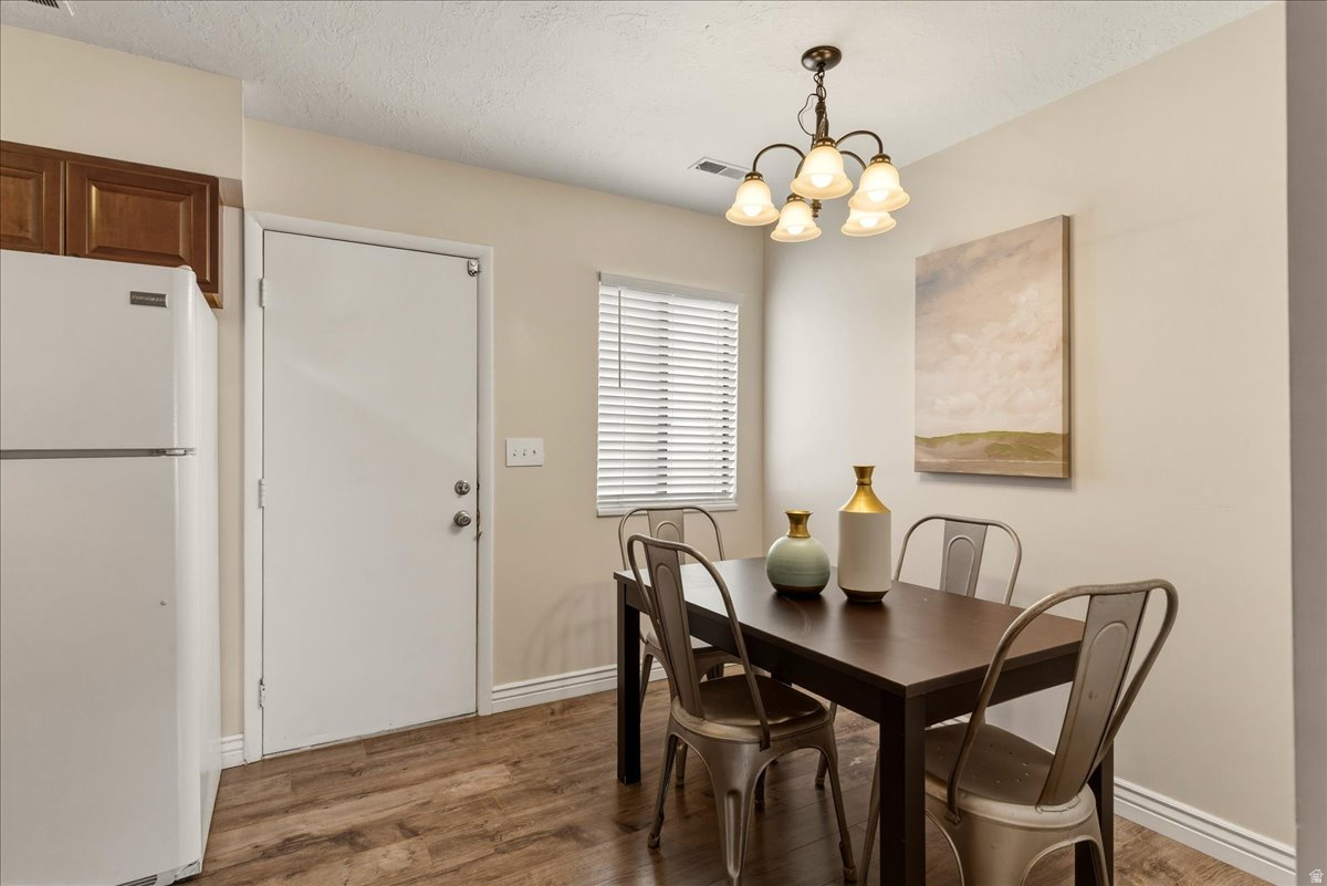 PEARWOOD - Residential