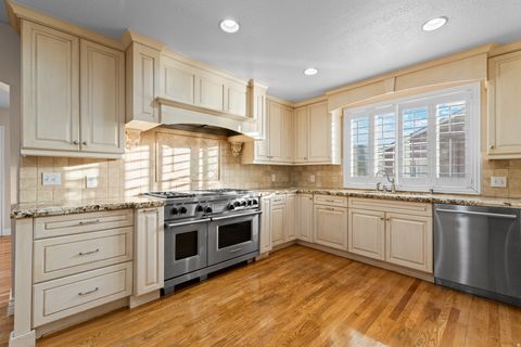 Tiny photo for 1647 W 1410 N, Farmington, UT 84025 (MLS # 2161632)