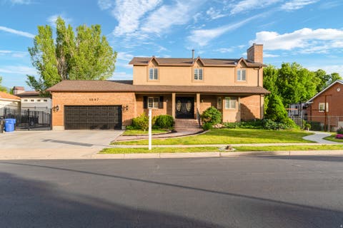 Tiny photo for 1647 W 1410 N, Farmington, UT 84025 (MLS # 2161632)