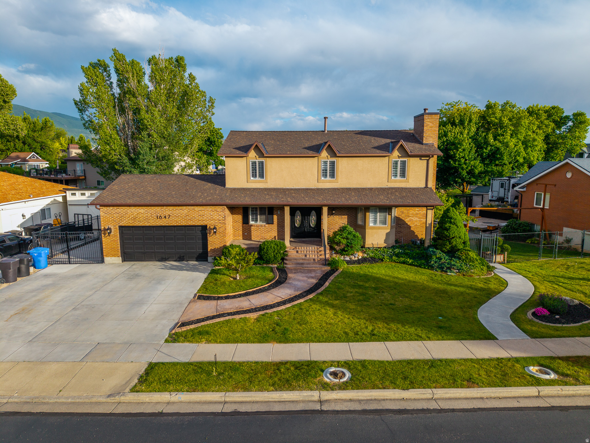 OAKRIDGE FARM - Residential