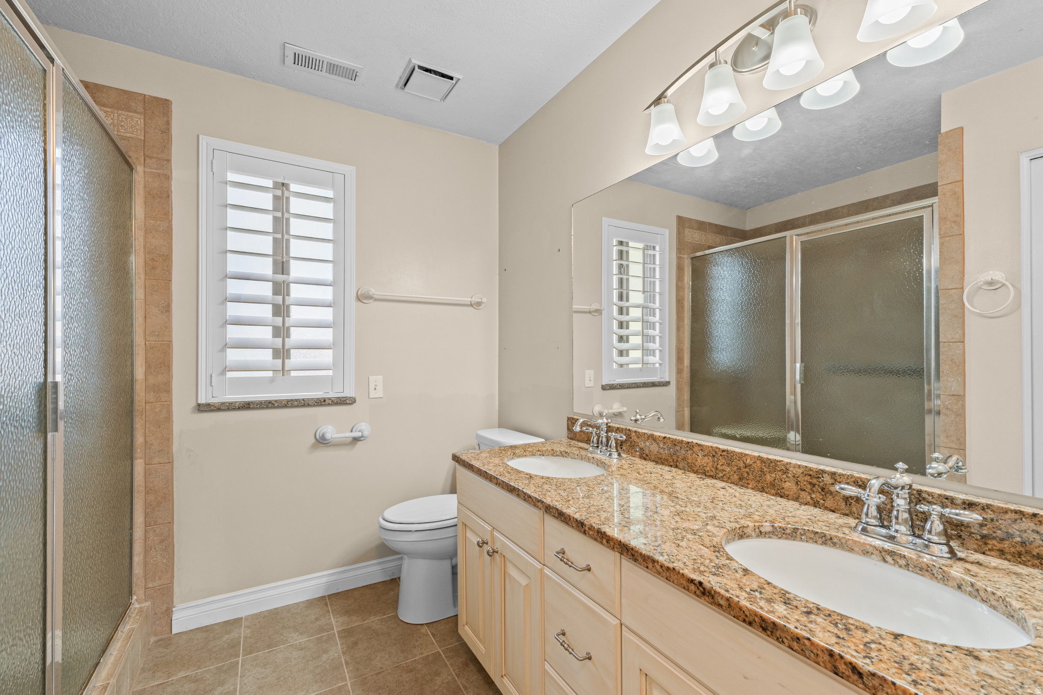 OAKRIDGE FARM - Residential
