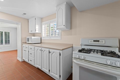 Tiny photo for 1647 W 1410 N, Farmington, UT 84025 (MLS # 2161632)