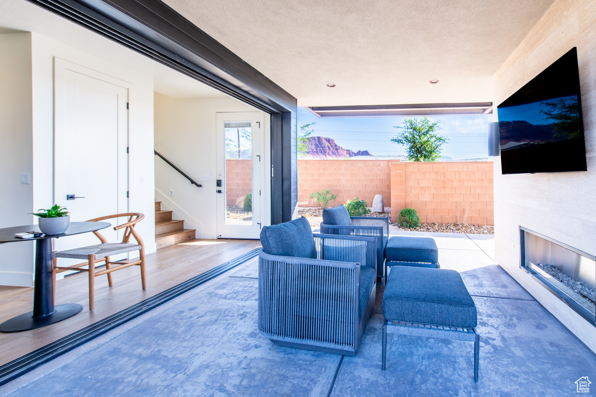 MOVARA VILLAS - Residential
