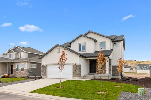 Photo of 1750 S WINDSONG DR #357, Santaquin, UT 84655 (MLS # 2127703)