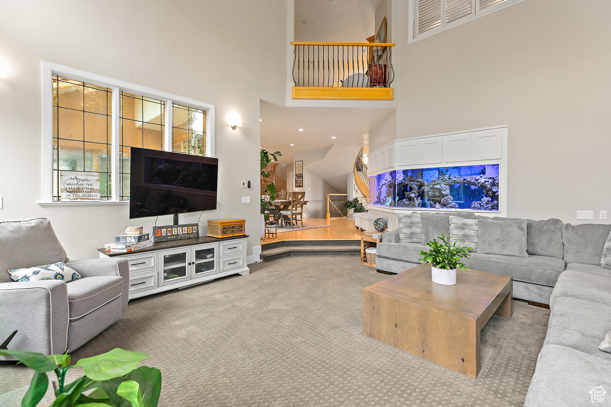 PINNACLE POINTE - Residential