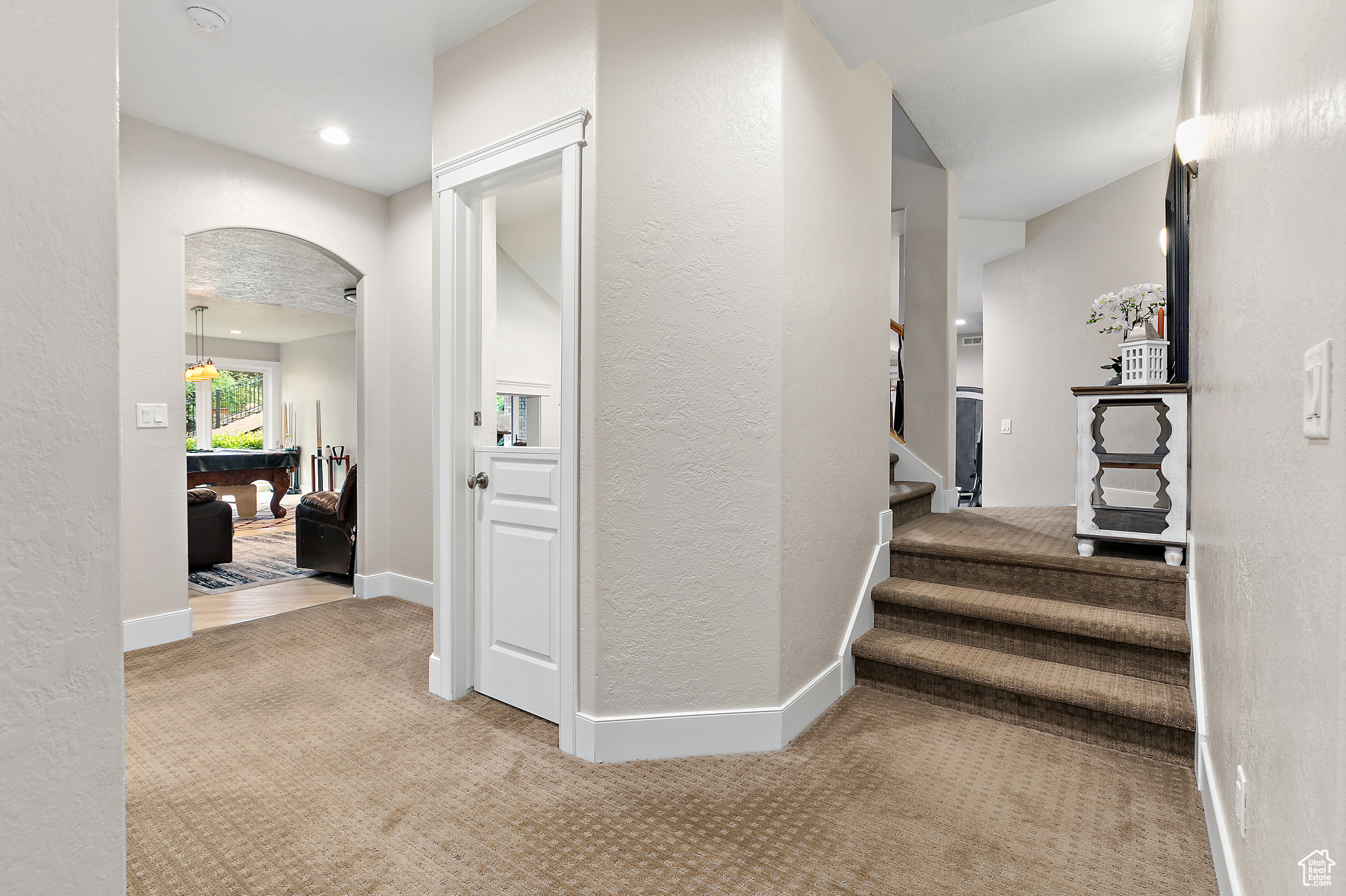 PINNACLE POINTE - Residential