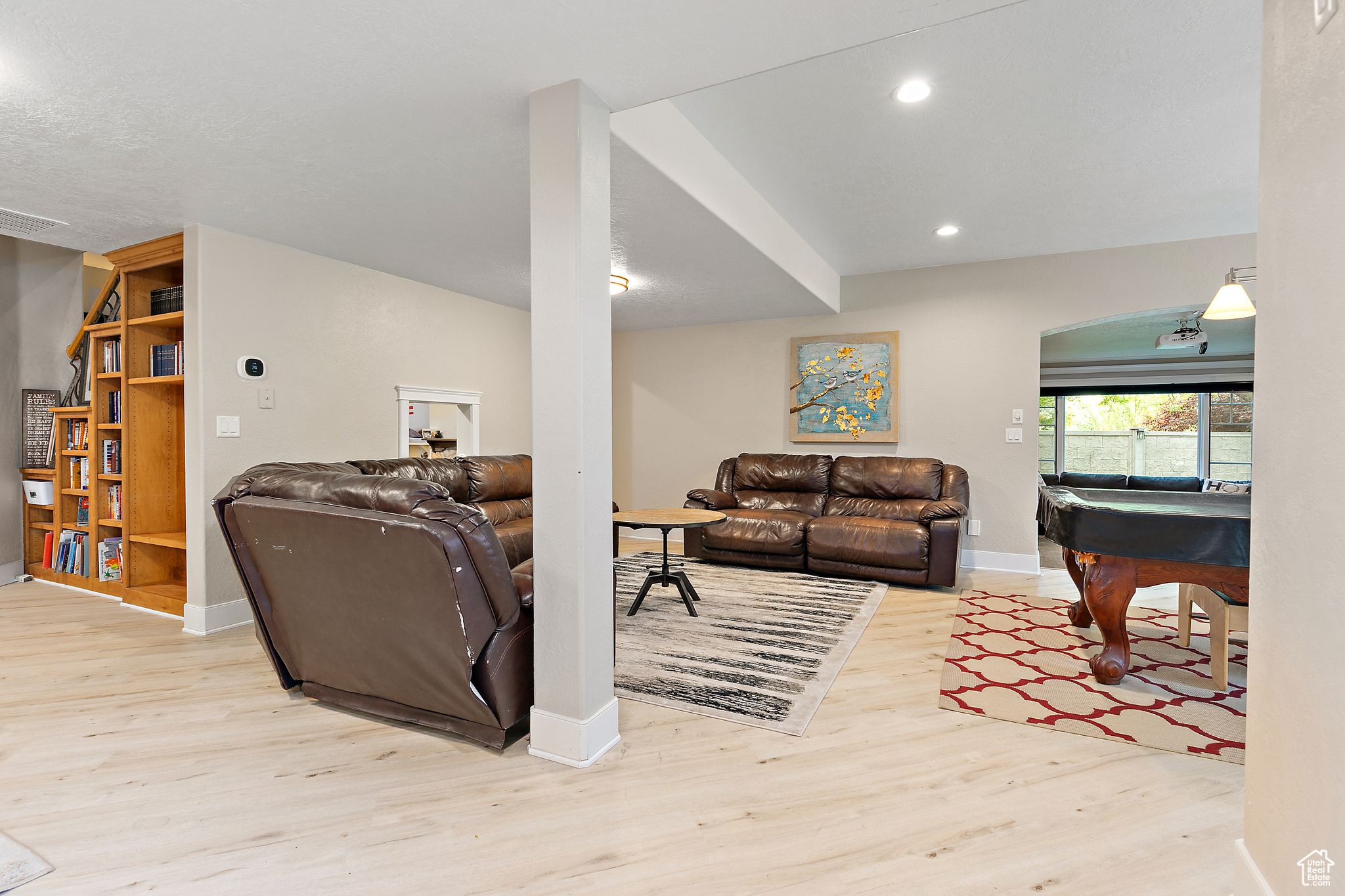 PINNACLE POINTE - Residential