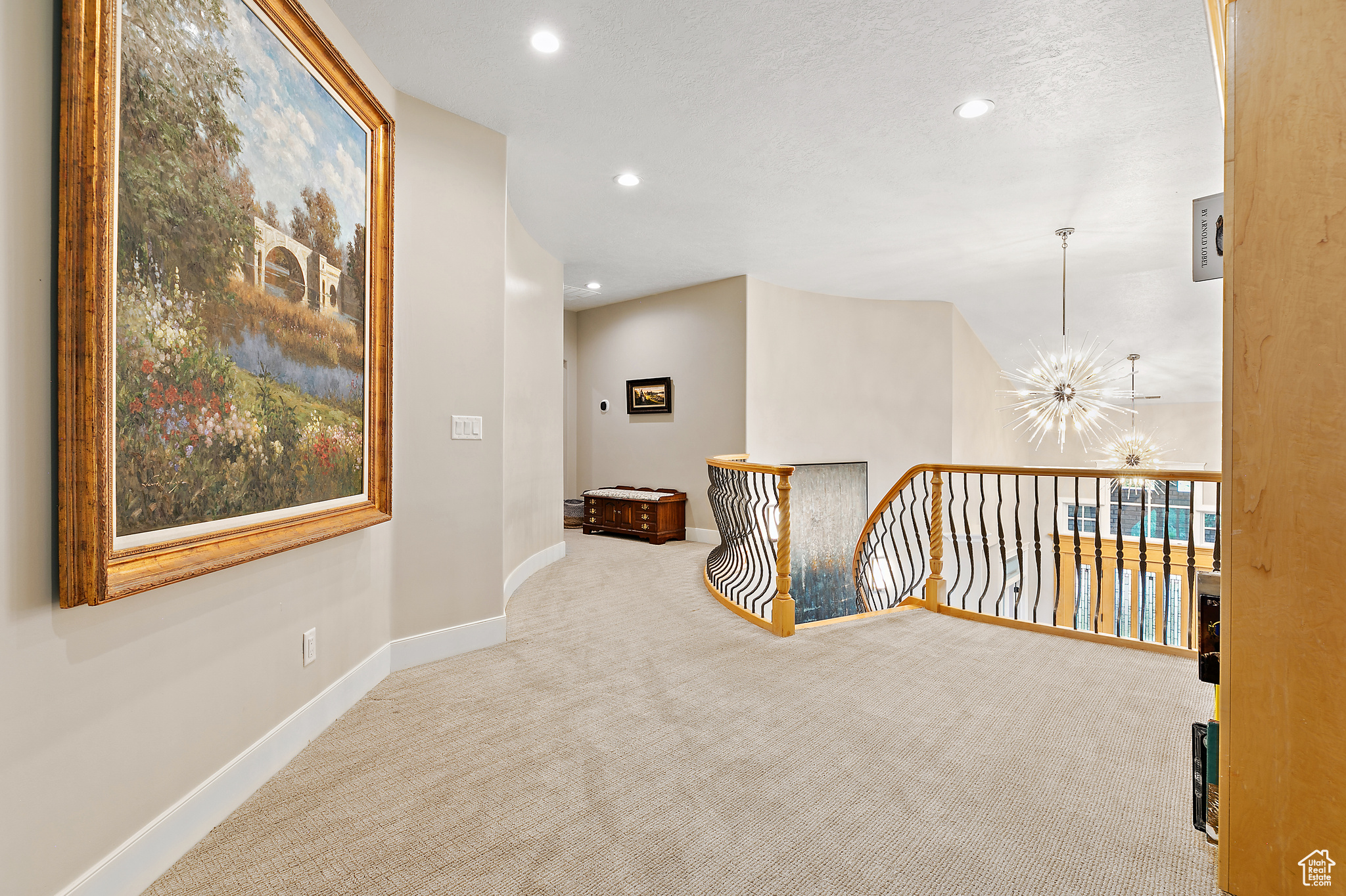 PINNACLE POINTE - Residential